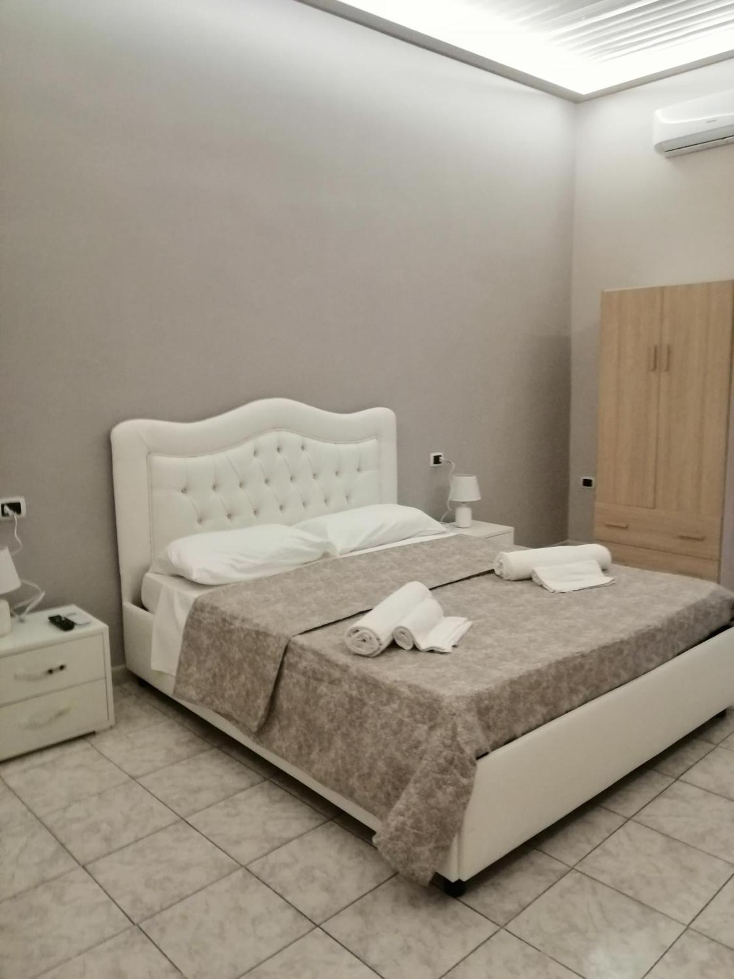 Guest House Francesco Neapel Exterior foto